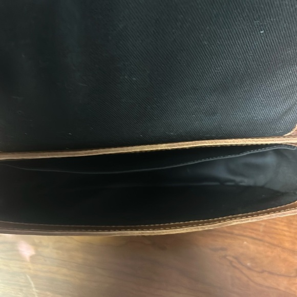 COPY - MadeWell The Transport Flap Shoulder Bag NH488 MONOGRAM GC - Picture 5 of 6